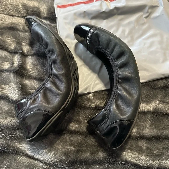 Prada Buffalo Lux Flats Black Leather Ballerina Ballet Classic Timeless 39.5 - Picture 4 of 8